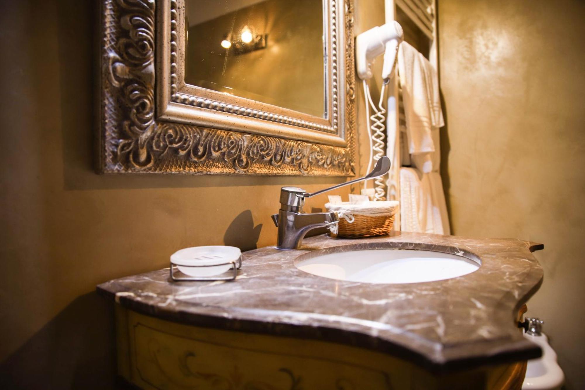 Pensjonat Country House Poggio Aione Catabbio Zewnętrze zdjęcie